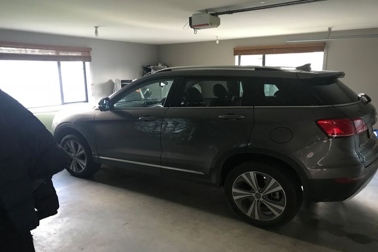 Photo of property in 40 Sunninghurst Drive, Fairfield, Dunedin, 9018