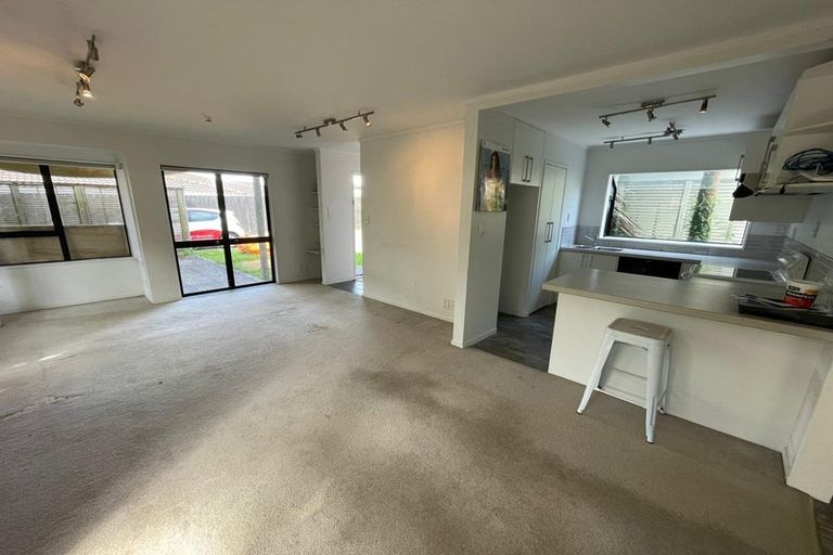 Photo of property in 3/16 Wairakei Street, Greenlane, Auckland, 1051