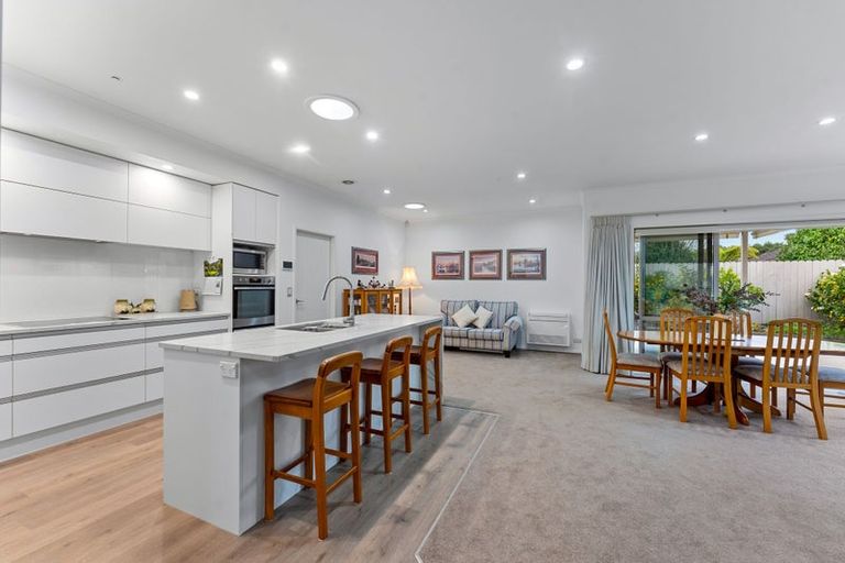 Photo of property in 5 Sophia Place, Karaka, Papakura, 2113