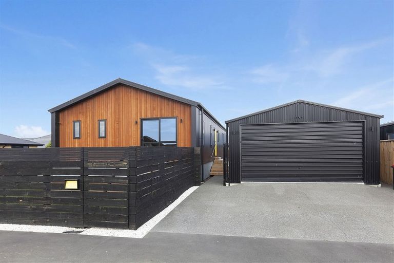 Photo of property in 6a Kingsbridge Drive, Burwood, Christchurch, 8083