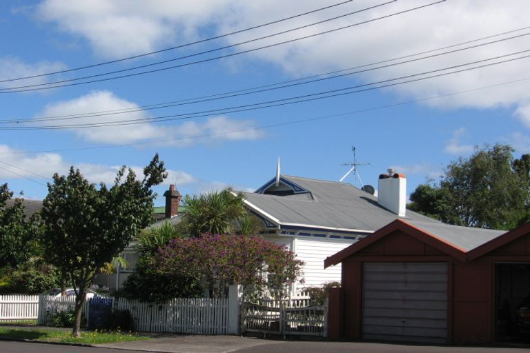 Photo of property in 9 Bellwood Avenue, Mount Eden, Auckland, 1024
