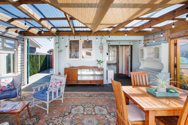 Photo of property in 16 Chrystal Street, Foxton Beach, Foxton, 4815