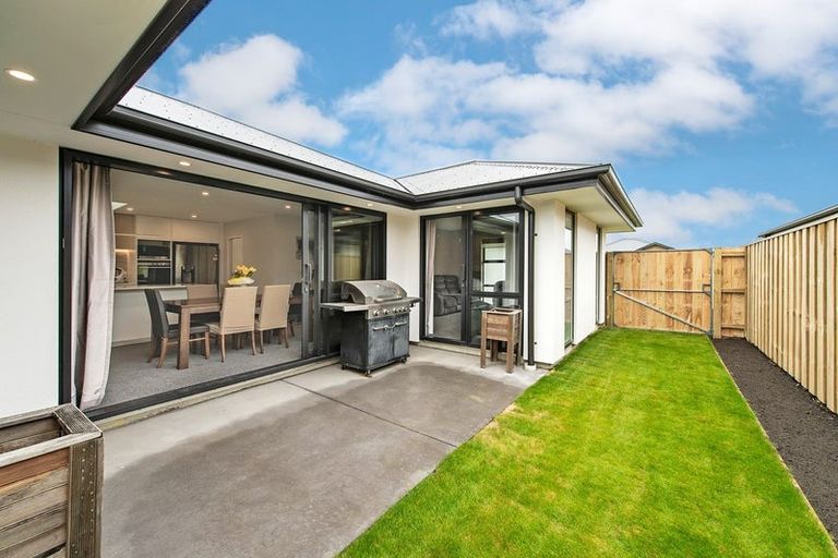 Photo of property in 29 Te Kanawa Lane, Rolleston, 7615