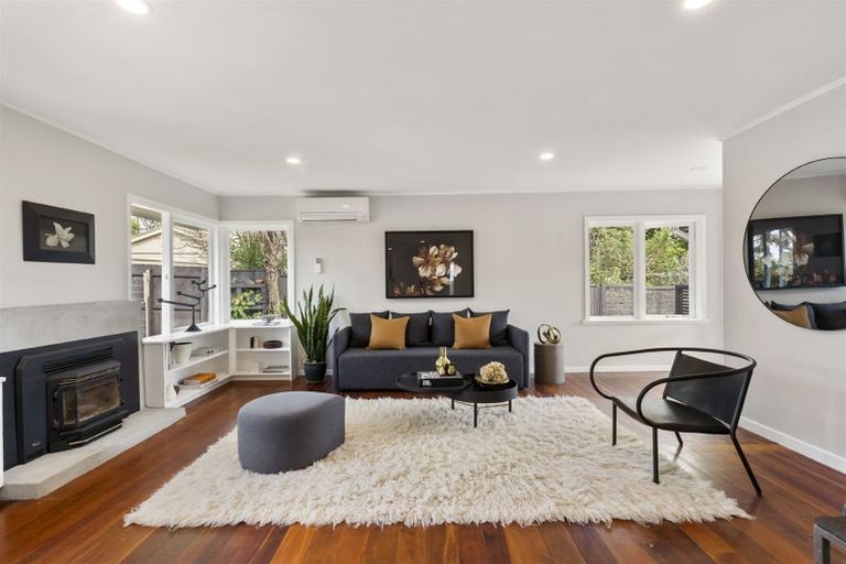 Photo of property in 1/41 College Road, Northcote, Auckland, 0627