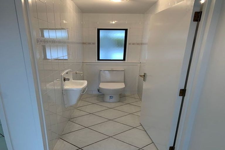 Photo of property in 5 Ledger Lane, Mount Pleasant, Christchurch, 8081