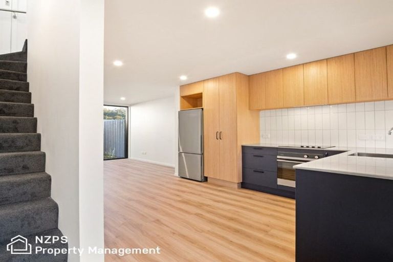 Photo of property in 2 Dallas Lane, Caversham, Dunedin, 9012