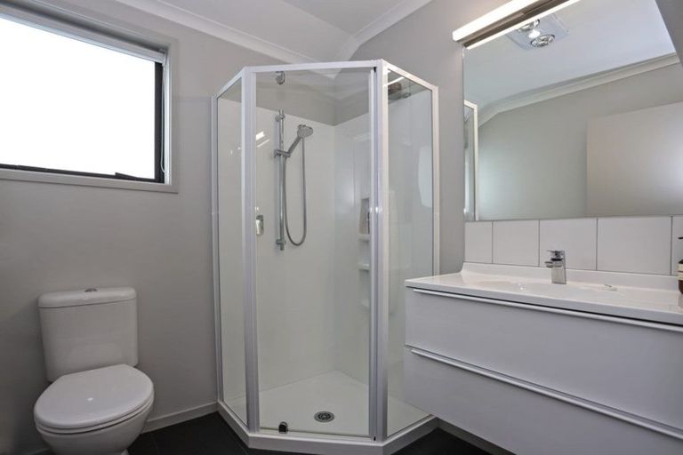 Photo of property in 24 Harding Drive, Papamoa Beach, Papamoa, 3118