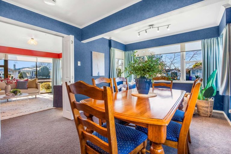 Photo of property in 2 Marsden Place, Awapuni, Palmerston North, 4412