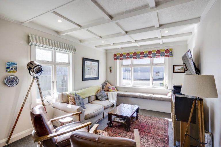 Photo of property in 14 Coronation Street, Ahuriri, Napier, 4110