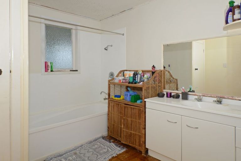 Photo of property in 3 Kohe Street, Parahaki, Whangarei, 0112