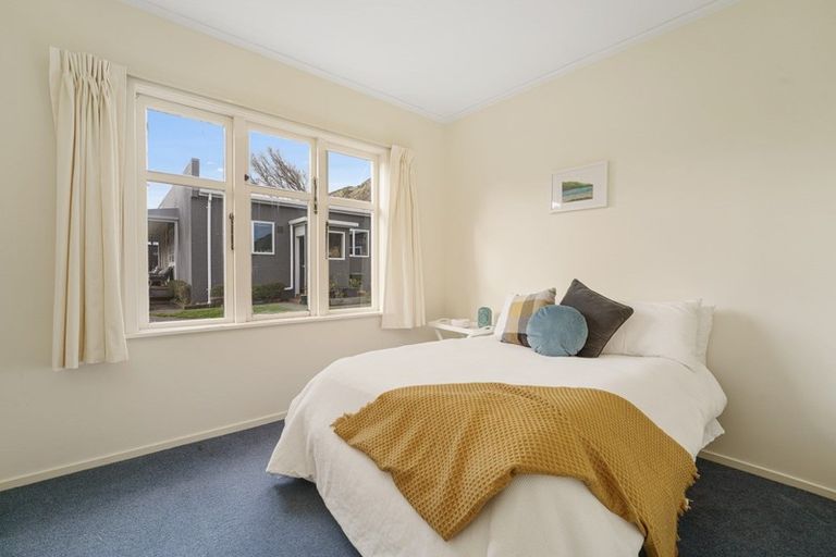 Photo of property in 8a Robertson Road, Paekakariki, 5034