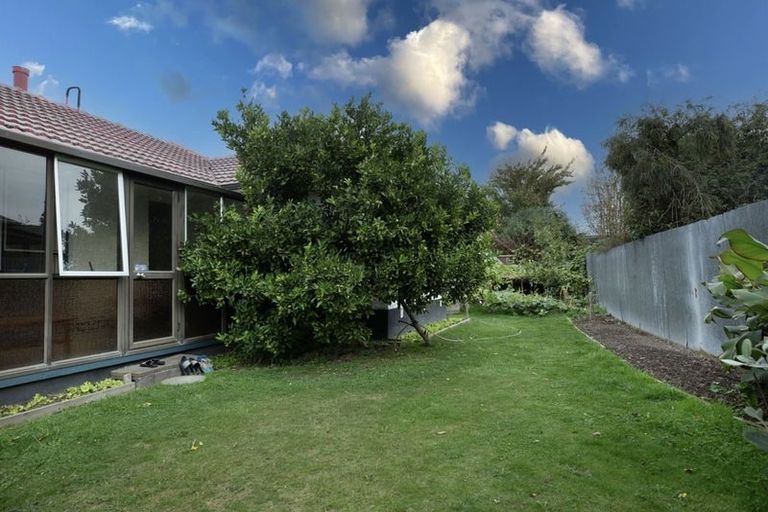 Photo of property in 44 Awatea Road, Hornby, Christchurch, 8042