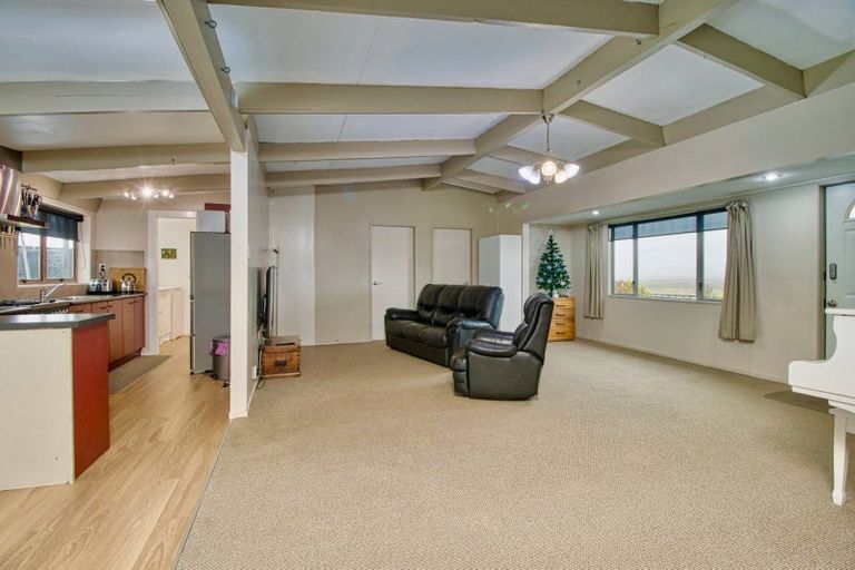 Photo of property in 1/382 Main Road North, Bay View, Napier, 4104