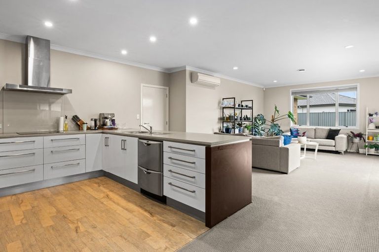 Photo of property in 44 Tasman Drive, Poraiti, Napier, 4112