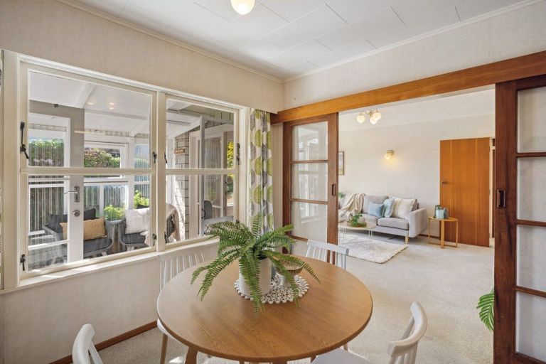 Photo of property in 4 Matipo Street, Waikanae, 5036