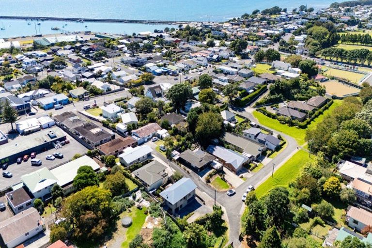 Photo of property in 30 Moulton Street, Moturoa, New Plymouth, 4310