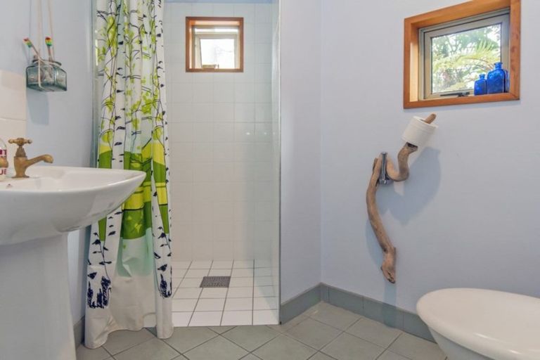 Photo of property in 12 Keswick Street, Woolston, Christchurch, 8023