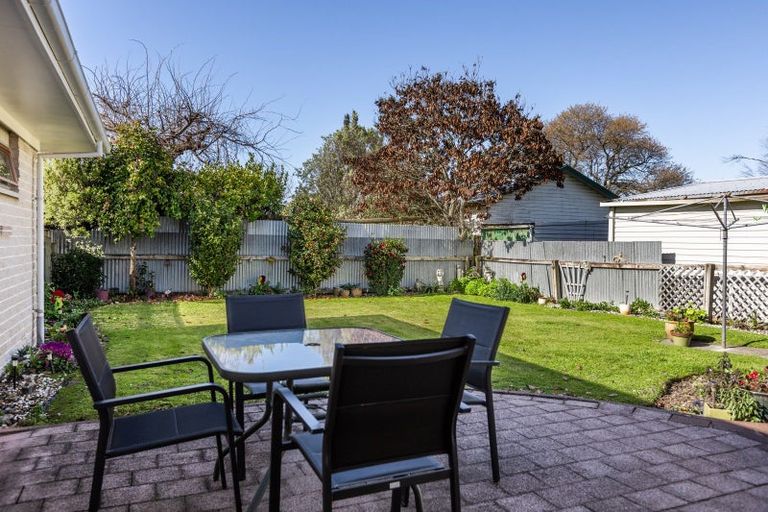 Photo of property in 2/208 Wolseley Street, Mayfair, Hastings, 4122