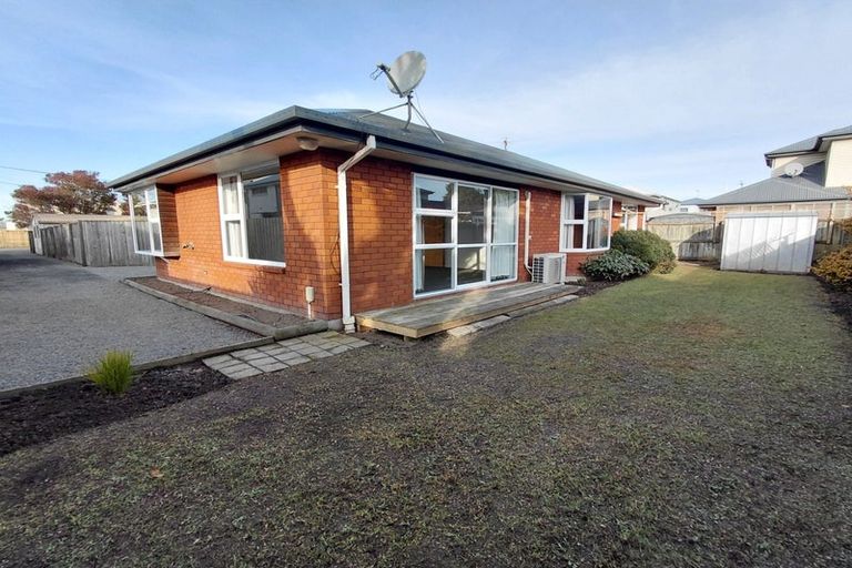 Photo of property in 2/19 Euston Street, Riccarton, Christchurch, 8041