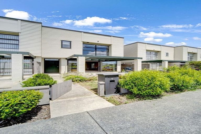 Photo of property in 9 Puninga Lane, Takanini, 2112