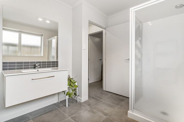 Photo of property in 19c Rewarewa Place, Matua, Tauranga, 3110