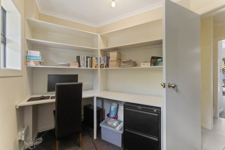 Photo of property in 14 Tararua Crescent, Otaki, 5512