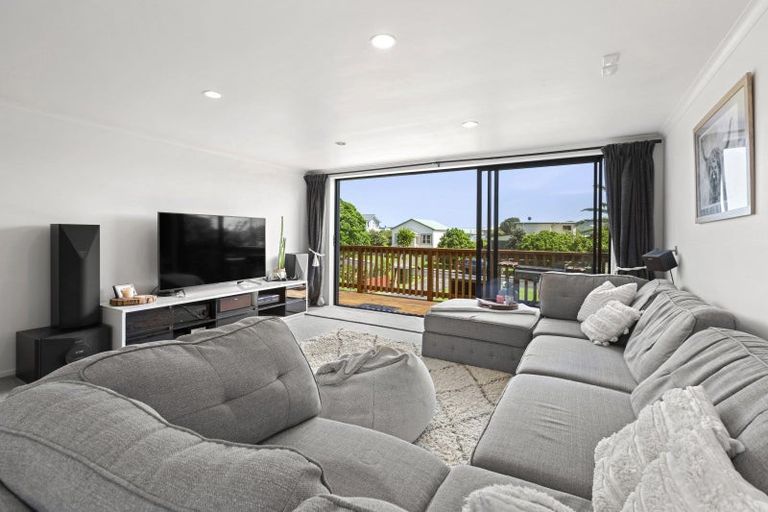 Photo of property in 18 Taipari Avenue, Raglan, 3225