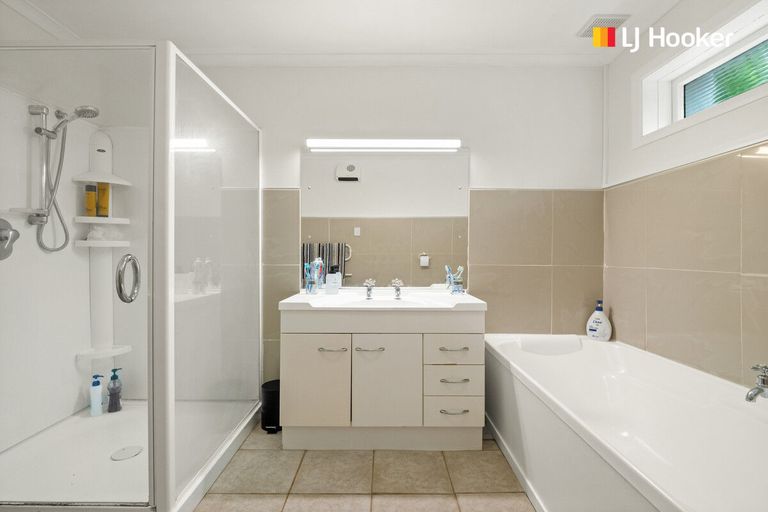 Photo of property in 11 Upland Street, Helensburgh, Dunedin, 9010