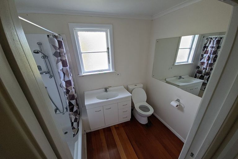 Photo of property in 17a Sandford Street, Trentham, Upper Hutt, 5018