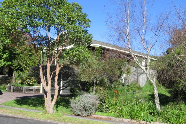 Photo of property in 5 Janome Place, Bucklands Beach, Auckland, 2014