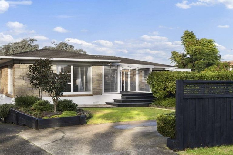 Photo of property in 16 Finnerty Avenue, Howick, Auckland, 2014