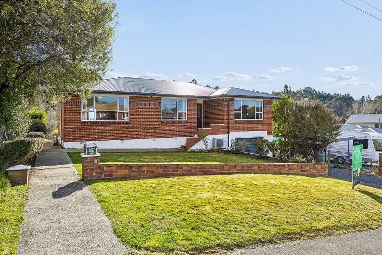 Photo of property in 123 Martin Road, Fairfield, Dunedin, 9018