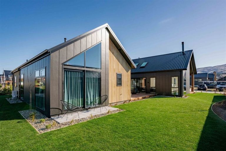 Photo of property in Wooing Tree Vineyard Ltd, 1 Vintage Street, Cromwell, 9310