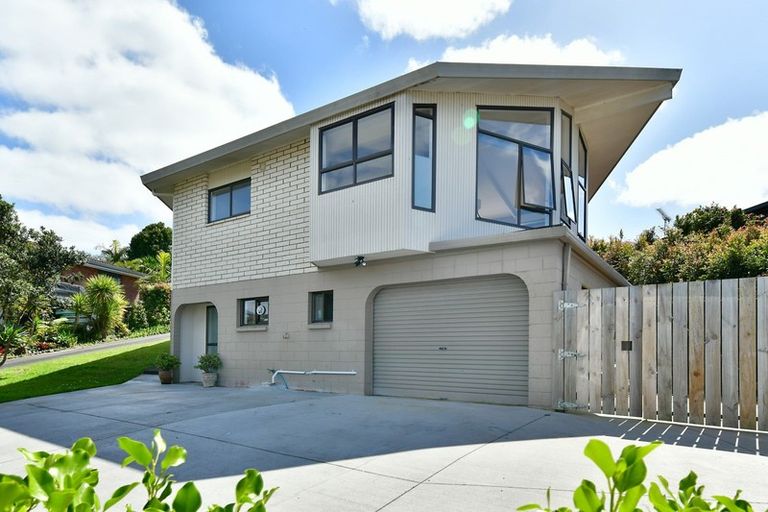 Photo of property in 45 Polkinghorne Drive, Manly, Whangaparaoa, 0930