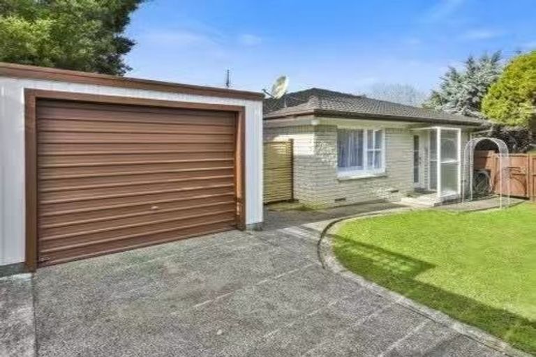 Photo of property in 1/2 Arthur Road, Hillpark, Auckland, 2102