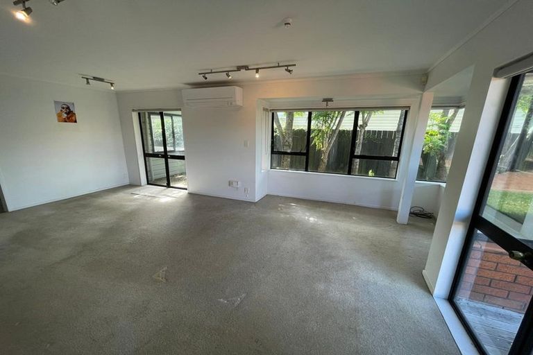 Photo of property in 3/16 Wairakei Street, Greenlane, Auckland, 1051