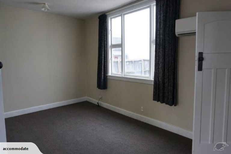 Photo of property in 102 Grafton Street, Waltham, Christchurch, 8011