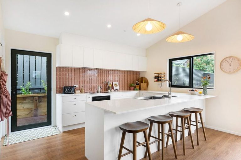 Photo of property in 6a Rudyard Crescent, Johnsonville, Wellington, 6037