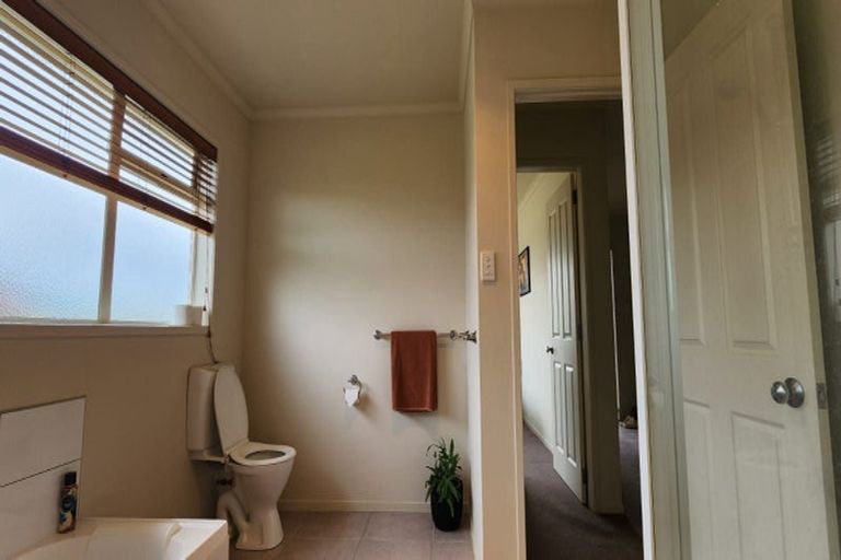 Photo of property in 29 Edgewater Grove, Whakatane, 3120