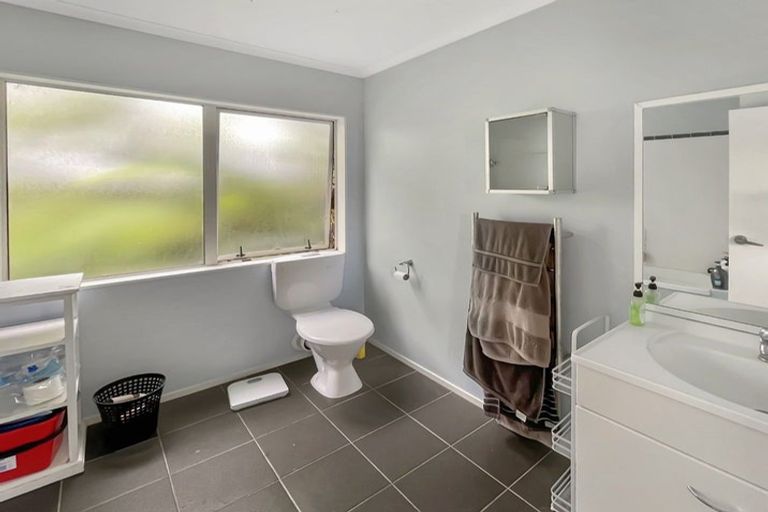 Photo of property in 54 Fortunatus Street, Brooklyn, Wellington, 6021