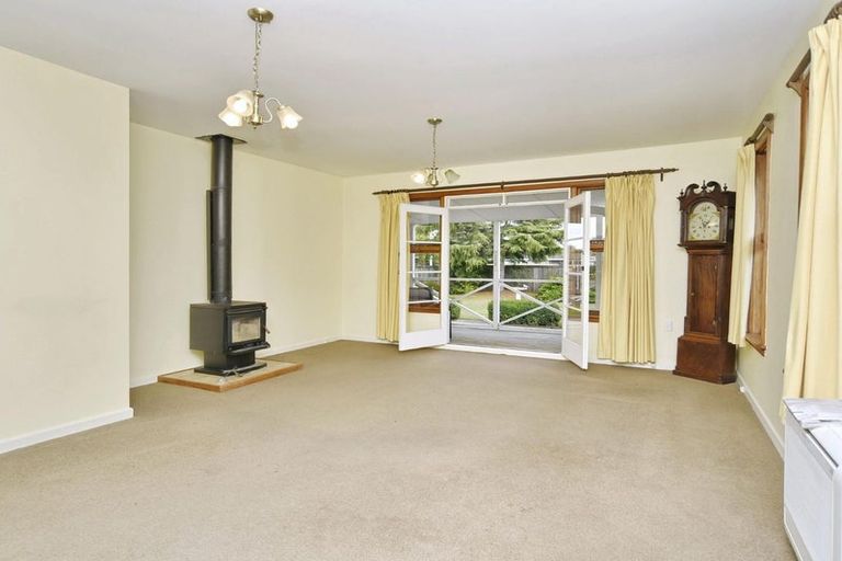 Photo of property in 560 Main North Road, Belfast, Christchurch, 8051