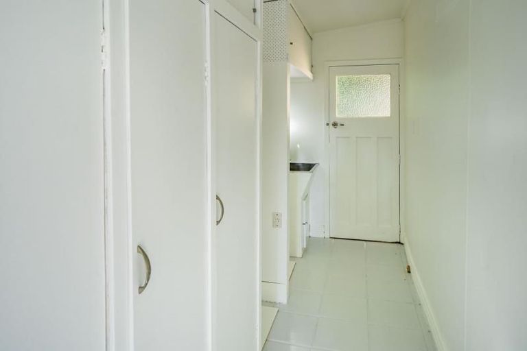 Photo of property in 84 Cluny Road, Plimmerton, Porirua, 5026