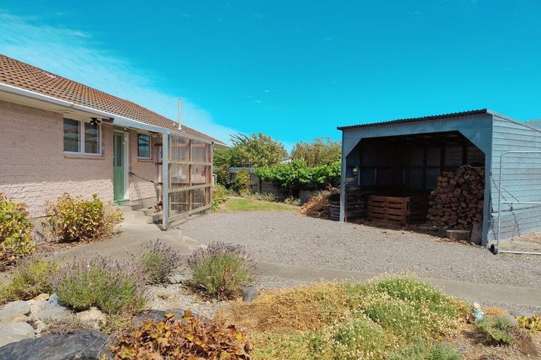 Photo of property in 21 Montrose Avenue, Culverden, 7392