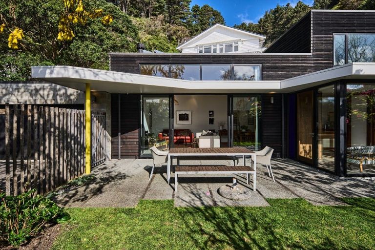 Photo of property in 8 Tawa Street, Eastbourne, Lower Hutt, 5013