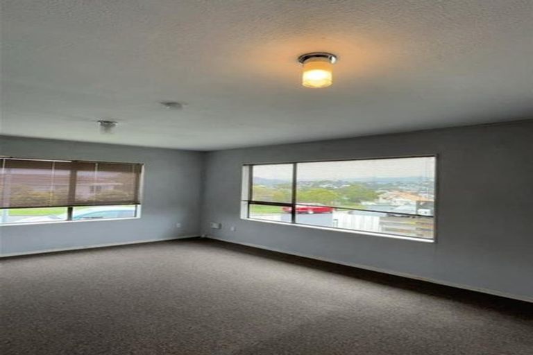 Photo of property in 7a Jasmine Grove, Maungaraki, Lower Hutt, 5010