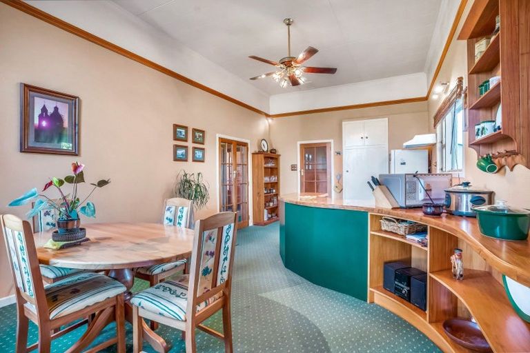 Photo of property in 134 Park Street, Winton, 9720