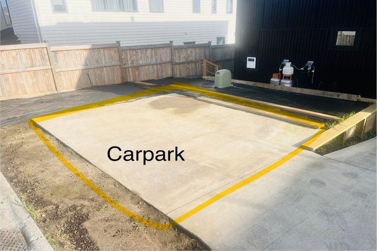 Photo of property in 13 Happeace Lane, Titirangi, Auckland, 0604