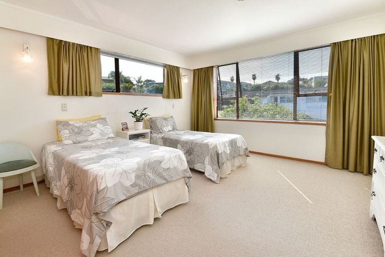 Photo of property in 1/9 Red Beach Road, Red Beach, 0932