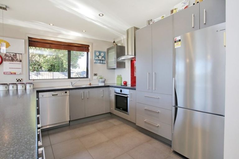 Photo of property in 38 Kirkbride Street, Wallacetown, 9816