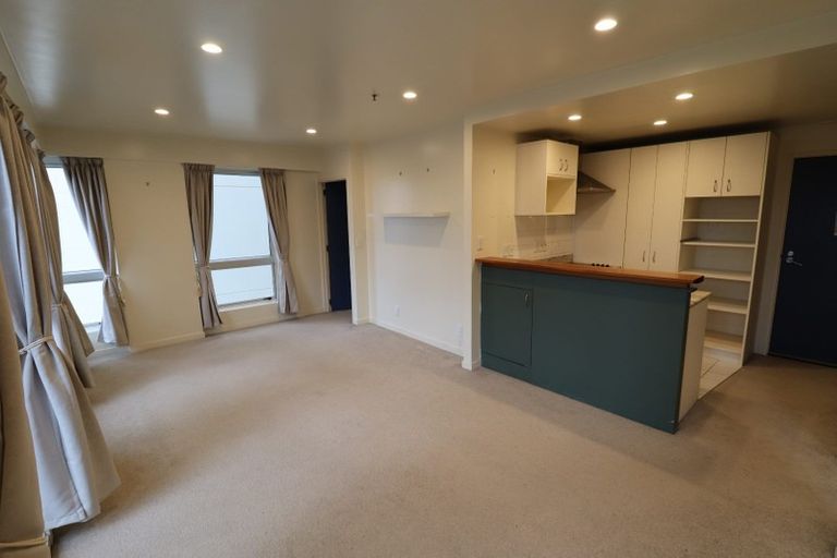 Photo of property in Terrace Heights Apartments, 9e/163 The Terrace, Wellington Central, Wellington, 6011